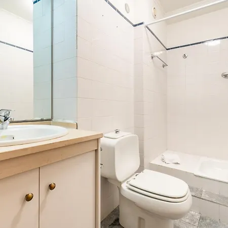 Cosy Sleeps 6 2mins To Ameixoeira Metro Apartmán Lisboa